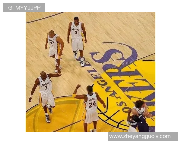 湖人王朝与热火的巅峰对决：历史交锋与传奇球员的荣耀之路